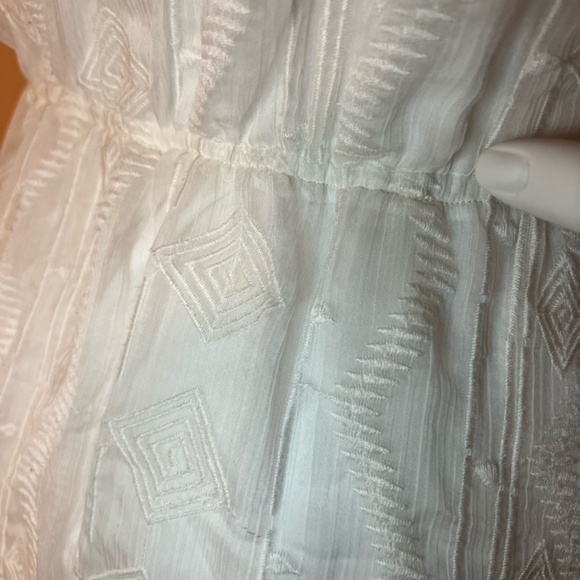 GAP Knee Length Sheer w/ Lining Geometric Pattern Dress - Picture 8 of 11